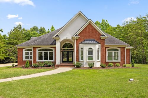2551 Alpine Bluff Trl, Ooltewah, TN, 37363-4331 | Card Image