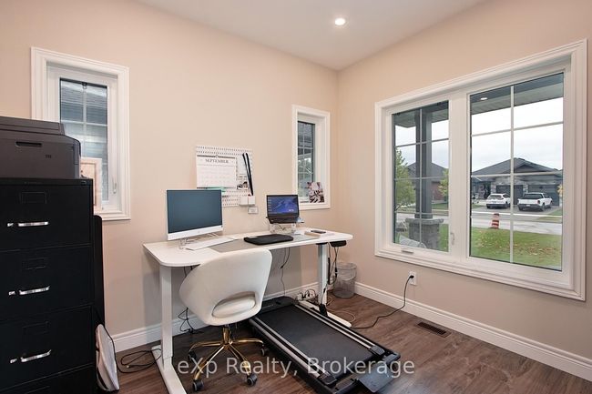 208 Duncan St, House other with 5 bedrooms, 3 bathrooms and 4 parking in Mitchell ON | Image 6