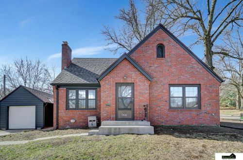 4201 Hillside St, Lincoln, NE, 68506-5653 | Card Image
