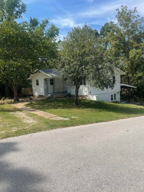 183 Allaman Ave, Forsyth, MO, 65653-7125 | Card Image