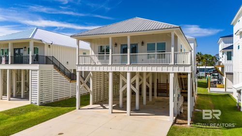 5601 Bayou Saint John Ave, Orange Beach, AL, 36561-4142 | Card Image