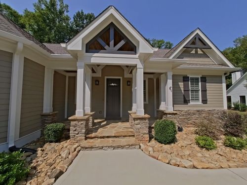 1821 Club Dr, Greensboro, GA, 30642-3448 | Card Image