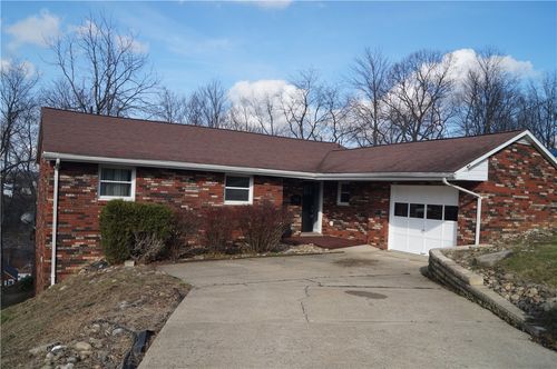 412 Jane St, Jeannette, PA, 15644-2534 | Card Image