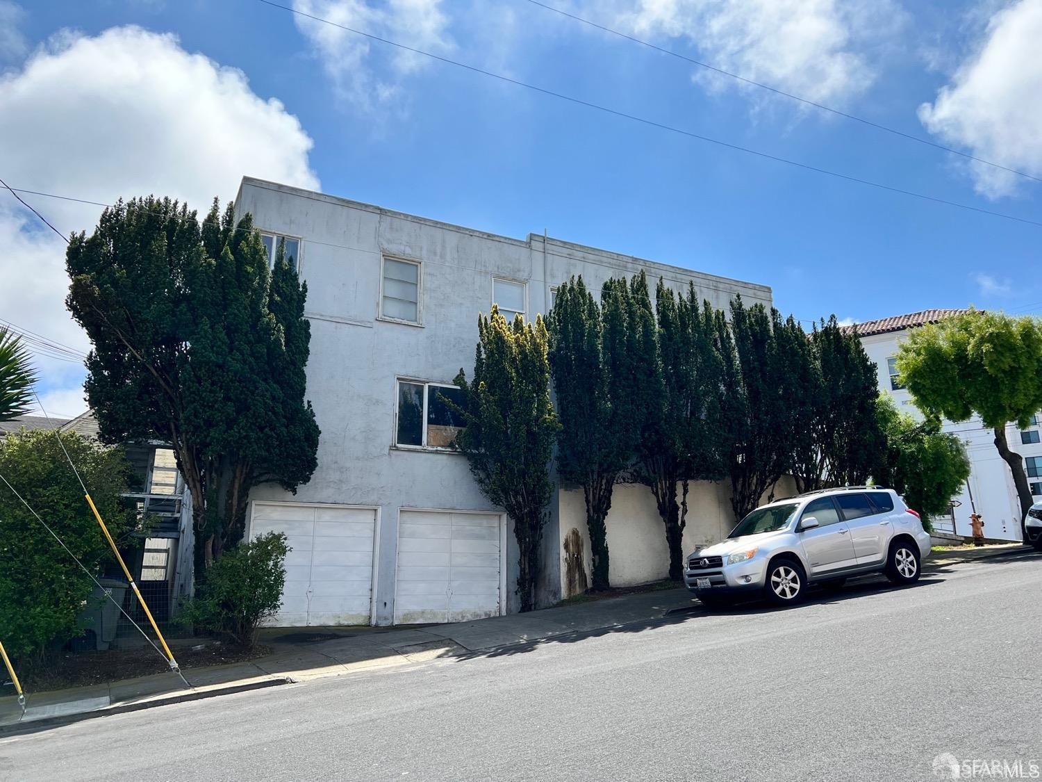 Commercial Sale in Daly City 4