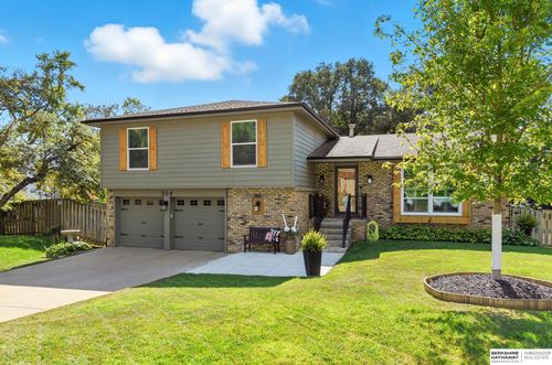 304 Marian Ave, Bellevue, NE, 68005-2462 | Card Image