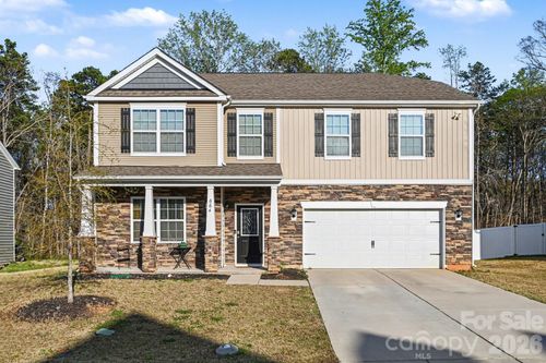 664 Saddlebred Ln, Locust, NC, 28097-0080 | Card Image