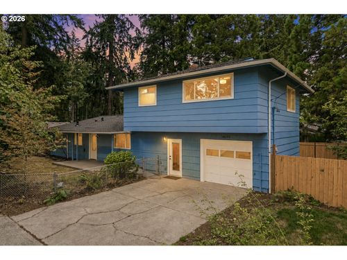 18655 Se Yamhill Cir, Portland, OR, 97233-5560 | Card Image
