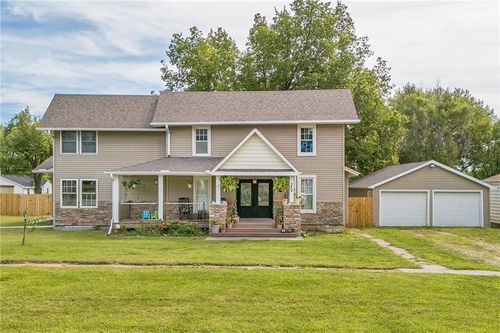 348 Clinton Ave, Osborn, MO, 64474-7122 | Card Image