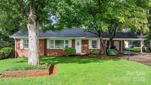 1106 3rd Street Dr Se, Conover, NC, 28613-1865 | Card Image