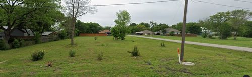 601 S Walnut St, Venus, TX, 76084-2106 | Card Image