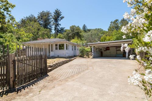 8 Crescent Ct, Woodacre, CA, 94973 | Card Image