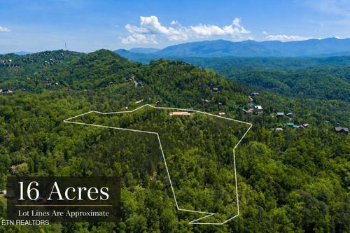 1979 Sandstone Way, Pigeon Forge, TN, 37876 | Card Image