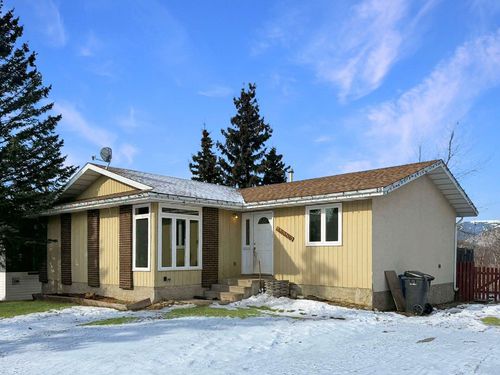 10706 104 Ave, Grande Cache, AB, T0E0Y0 | Card Image