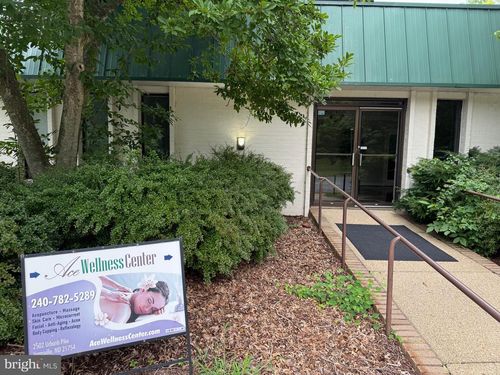 2502 Urbana Pike, Ijamsville, MD, 21754-8602 | Card Image