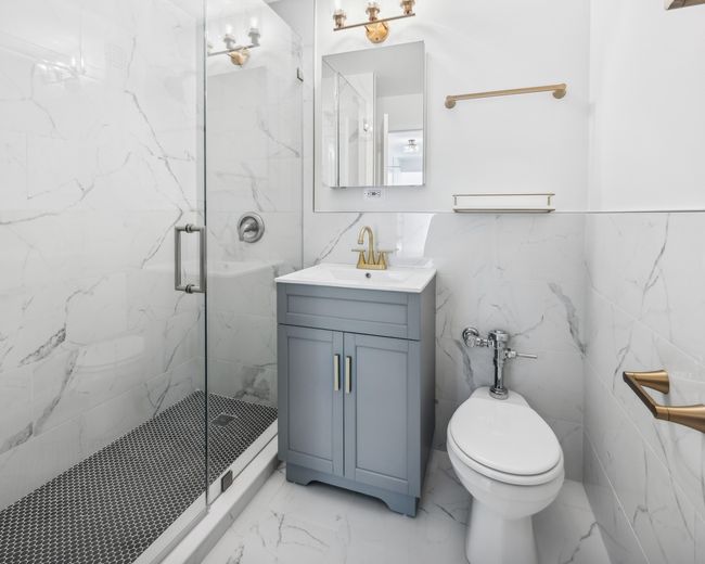 APT-906 - 700 W Bittersweet Pl, Condo with 2 bedrooms, 1 bathrooms and 2 parking in CHICAGO IL | Image 11