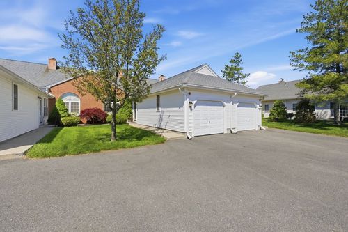 g-18 Castle Hill Rd, Agawam, MA, 01001-2460 | Card Image