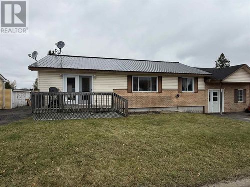 6 Rue Des Pins, Dubreuilville, ON, P0S1B0 | Card Image