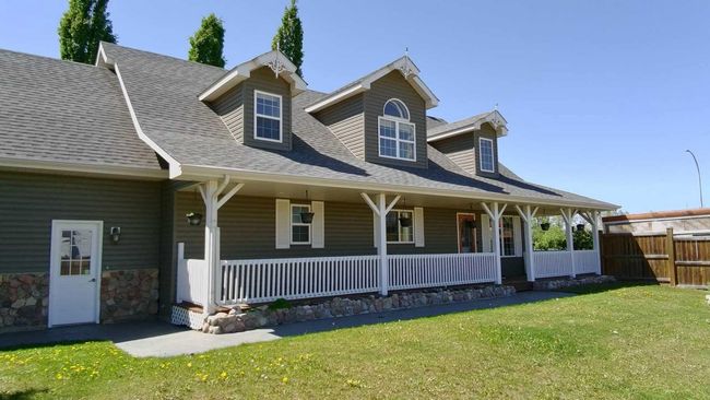 1 Fern Glade Crescent, House other with 4 bedrooms, 3 bathrooms and 2 parking in Sylvan Lake AB | Image 4