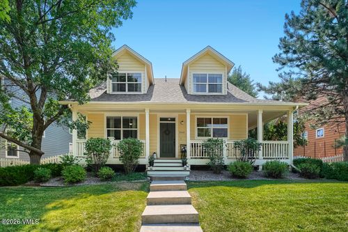 40 Beecher St, Eagle, CO, 81631-5090 | Card Image