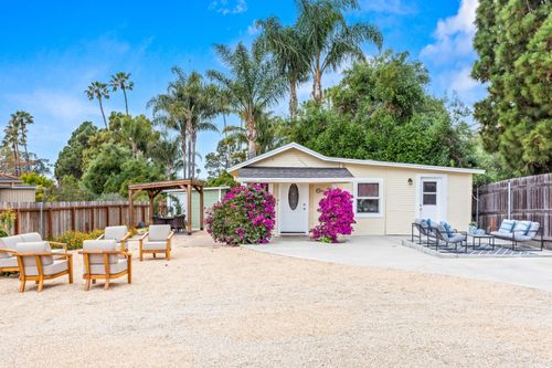 423 Flora Vista Dr, SANTA BARBARA, CA, 93109-1101 | Card Image