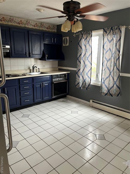 54 Ramble Ln, Levittown, NY, 11756-5733 | Card Image