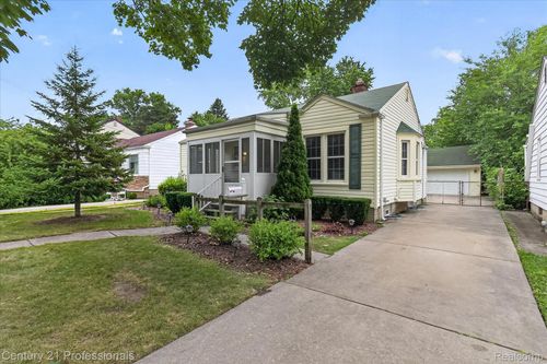 9924 Nathaline, Redford, MI, 48239-2209 | Card Image