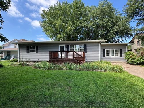 436 N 3rd St, Hampton, NE, 68843-9237 | Card Image