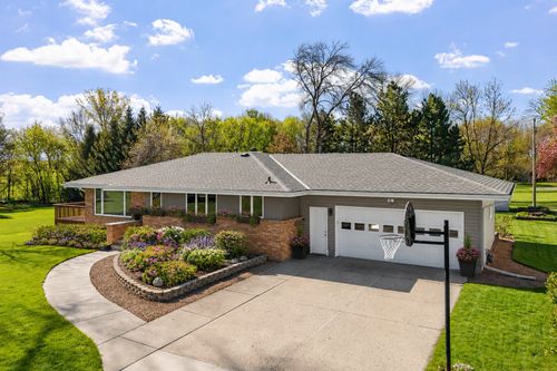 616 Elm Ave Se, Montgomery, MN, 56069-1718 | Card Image