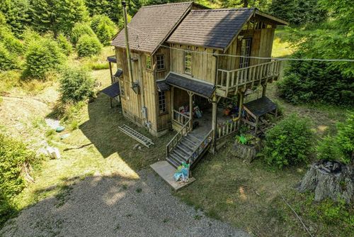 4576-45484576 Greenwood Heights Dr, Kneeland, CA, 95549-8926 | Card Image