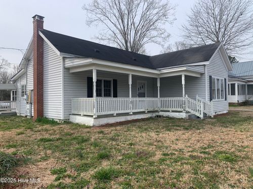 318 E Main St, Woodland, NC, 27897-9800 | Card Image