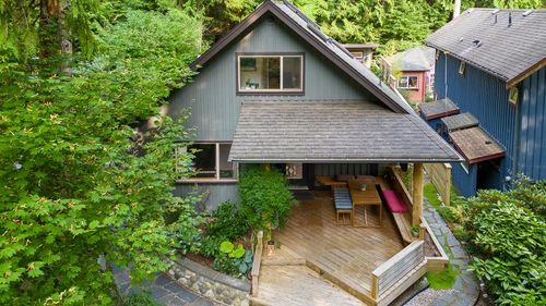 24-1131 Emery Rd, Roberts Creek, BC, V0N2W2 | Card Image