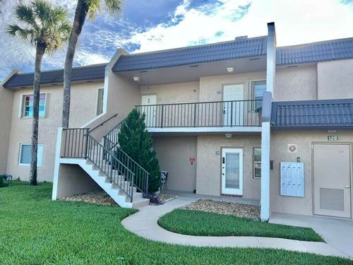 220-120 Lake Meryl Dr, West Palm Beach, FL, 33411-3334 | Card Image