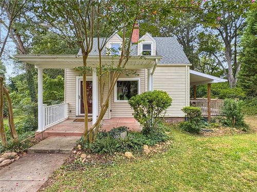 509 College St, Eden, NC, 27288-4917 | Card Image