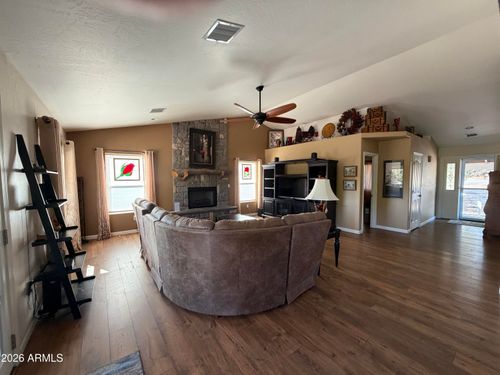 939 Mountain Trl, Show Low, AZ, 85901-2906 | Card Image