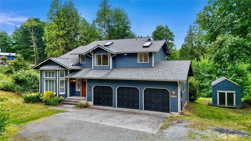 3192 Santa Fe Ct, Camano Island, WA, 98282-7036 | Card Image