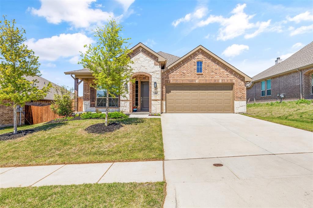 Abelia Ln, Weatherford, TX 76086
