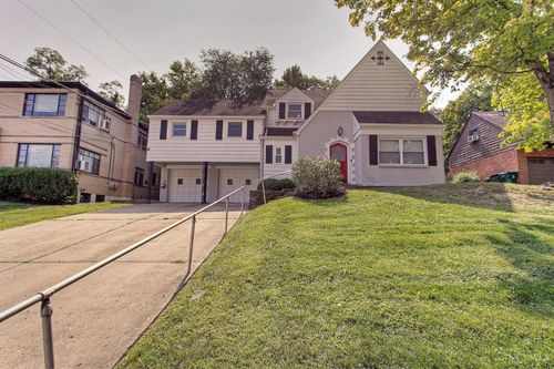 944 Ellison Ave, Cincinnati, OH, 45226 | Card Image