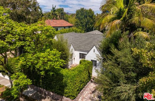 366 Westbourne Dr, West Hollywood, CA, 90048-1910 | Card Image