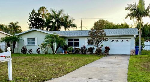 6951 S Shore Dr S, SOUTH PASADENA, FL, 33707-4602 | Card Image