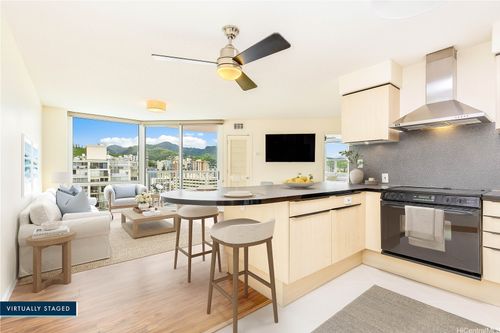 2109-801 S King St, Honolulu, HI, 96813-3030 | Card Image