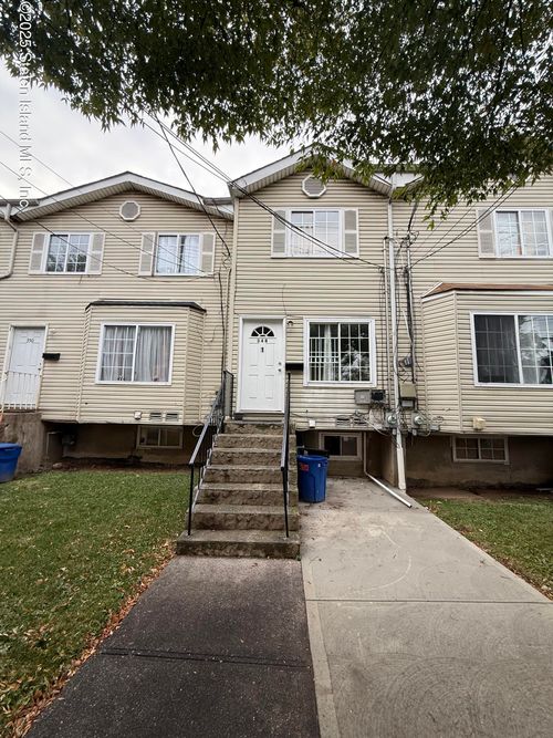 348 Targee St, Staten Island, NY, 10304-1867 | Card Image