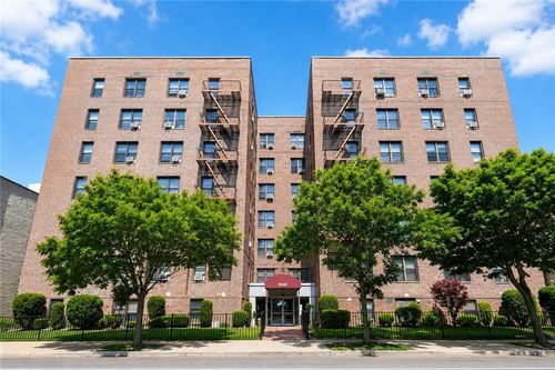1d-9040 Fort Hamilton Pkwy, Brooklyn, NY, 11209-6424 | Card Image