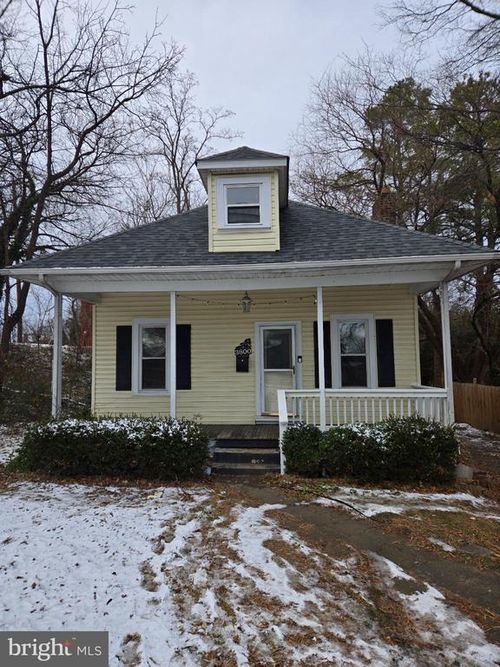 3800 Parkwood St, BRENTWOOD, MD, 20722-1637 | Card Image