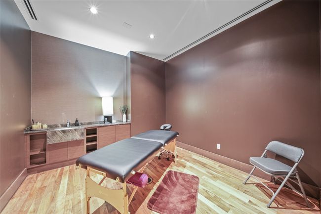 APT-404 - 2900 Mckinnon St, Condo with 2 bedrooms, 3 bathrooms and null parking in Dallas TX | Image 24