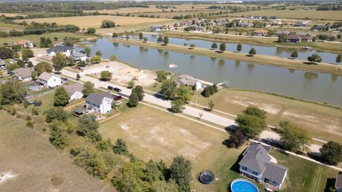 30900 Slalom Ln, Wilmington, IL, 60481-1091 | Card Image