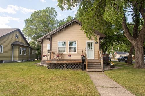 1601 S 3rd Avenue S, Fargo, ND, 58103 | Card Image
