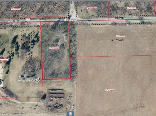 W4355 S Lakeshore Dr, Lake Geneva, WI, 53147-3926 | Card Image