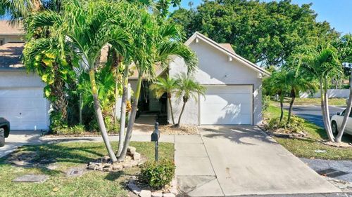 6660 Canary Palm Cir, Boca Raton, FL, 33433-6460 | Card Image