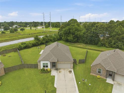 347 Windsor Woods Dr, Sulphur, LA, 70665-8810 | Card Image