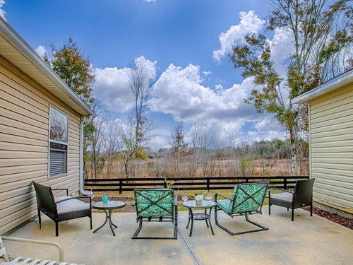 221 Montoya Dr, The Villages, FL, 32159-8642 | Card Image